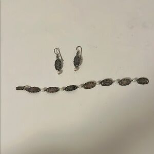 Elegant Silver Jewelry Set